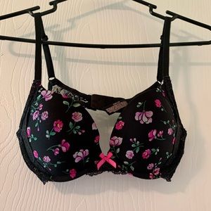 Victoria’s Secret Dream Angels Push-Up Bra